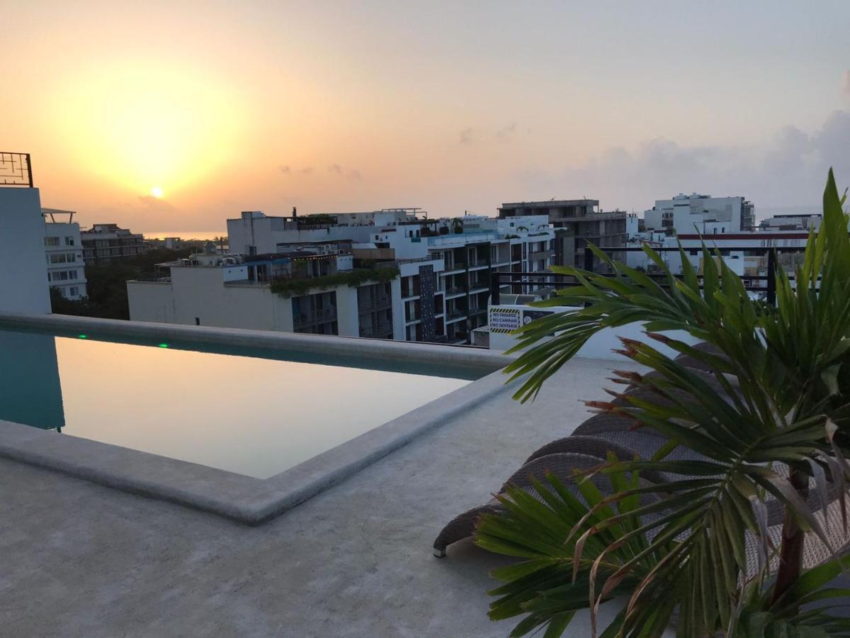Rentas Vacacionales Torre Diez Playa del Carmen Exteriör bild